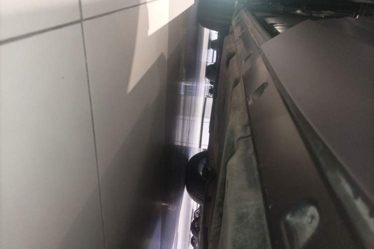 Used Volkswagen Touareg 2021 2.0 TSI Flagship Special Edition Left Side Sill