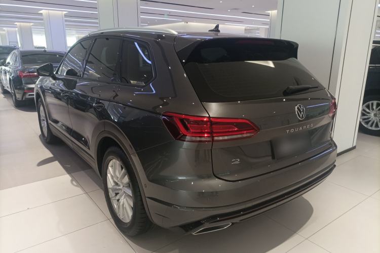Used Volkswagen Touareg 2021 2.0 TSI Flagship Special Edition Rear Left 45 Deg