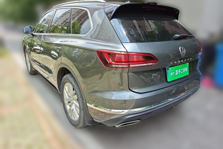 Used Volkswagen Touareg 2021 2.0 TSI Ruiyi Edition Rear Left 45 Deg