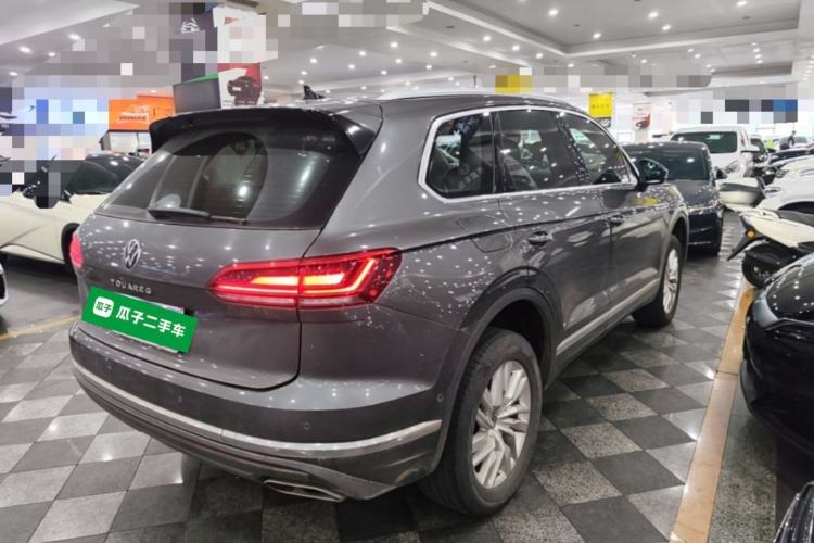 Used Volkswagen Touareg 2021 2.0 TSI Ruiyi Edition Rear Right 45 Deg
