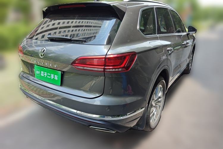 Used Volkswagen Touareg 2021 2.0 TSI Ruiyi Edition Rear Right 45 Deg