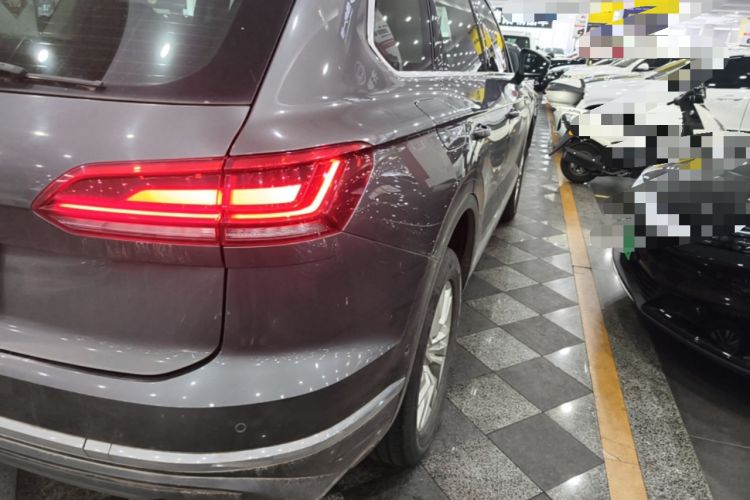 Used Volkswagen Touareg 2021 2.0 TSI Ruiyi Edition Right Rear Taillight