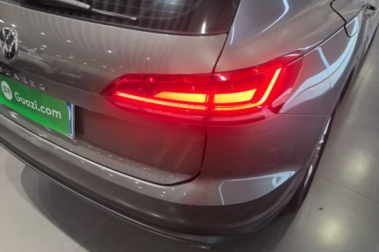 Used Volkswagen Touareg 2021 2.0 TSI Flagship Special Edition Right Rear Taillight