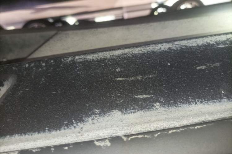 Used Volkswagen Touareg 2021 2.0 TSI Flagship Special Edition Right Side Sill