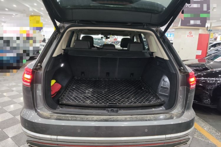 Used Volkswagen Touareg 2021 2.0 TSI Ruiyi Edition Trunk