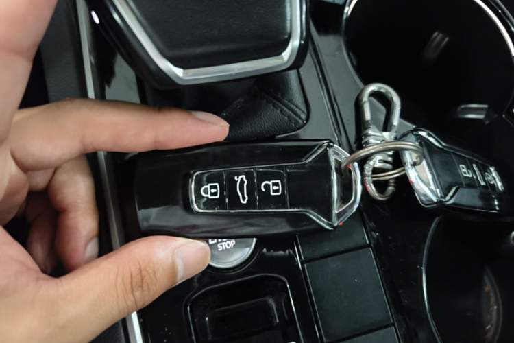Used Volkswagen Touareg 2021 2.0 TSI Ruiyi Edition Vehicle Key