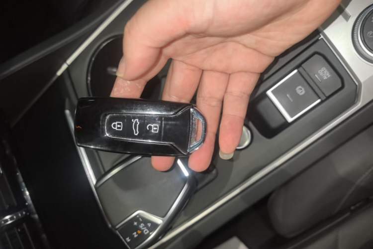 Used Volkswagen Touareg 2021 2.0 TSI Flagship Special Edition Vehicle Key