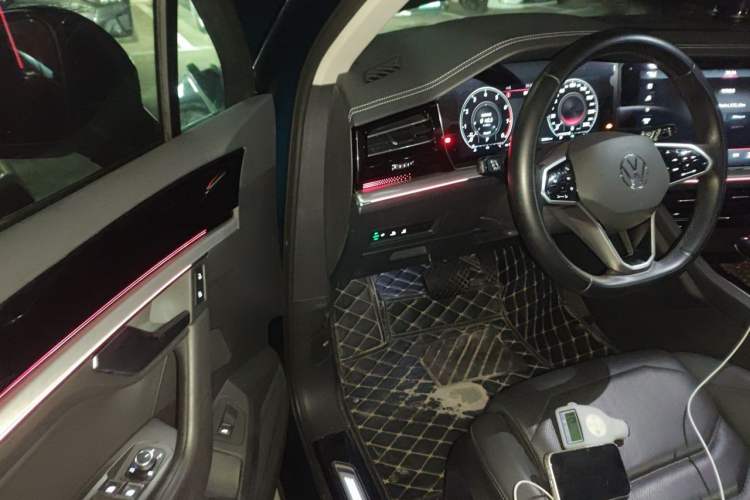 Used Volkswagen Touareg 2021 2.0 TSI RuiShang Edition Driver Seat