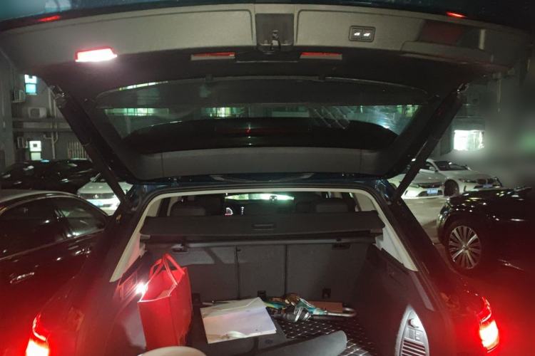 Used Volkswagen Touareg 2021 2.0 TSI RuiShang Edition Trunk