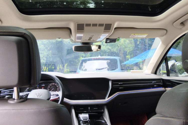 Used Volkswagen Touareg 2021 3.0 TSI Prestige Edition Classic Sport Package Headliner