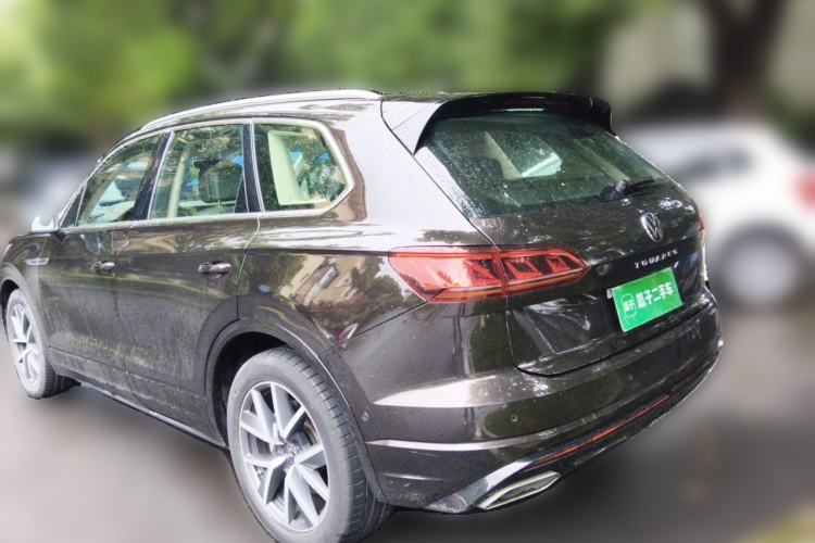 Used Volkswagen Touareg 2021 3.0 TSI Prestige Edition Classic Sport Package Rear Left 45 Deg