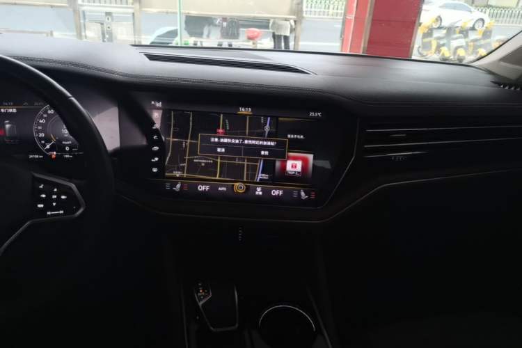 Used Volkswagen Touareg 2021 2.0 TSI RuiShang Edition Audio And AC Panel