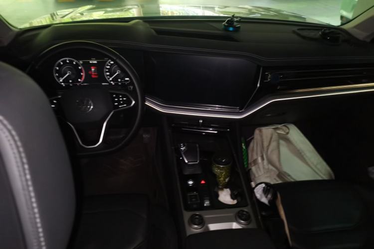 Used Volkswagen Touareg 2021 2.0 TSI RuiShang Edition Center Console