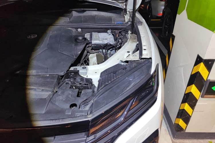 Used Volkswagen Touareg 2021 3.0 TSI Prestige Edition Classic Sport Package Engine Bay Left