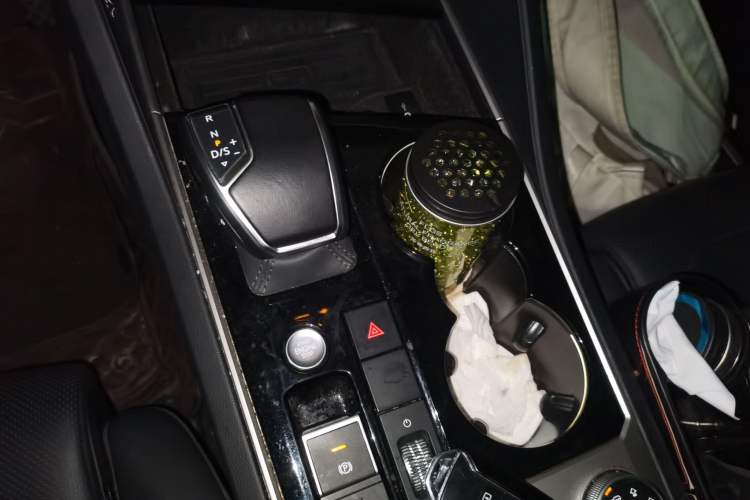 Used Volkswagen Touareg 2021 2.0 TSI RuiShang Edition Gear Lever