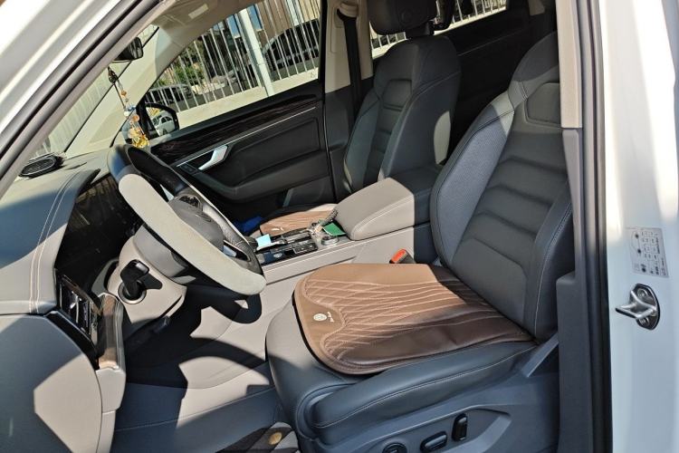 Used Volkswagen Touareg 2021 2.0 TSI RuiShang Edition Left Front Seat
