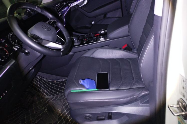 Used Volkswagen Touareg 2021 3.0 TSI Prestige Edition Classic Sport Package Left Front Seat