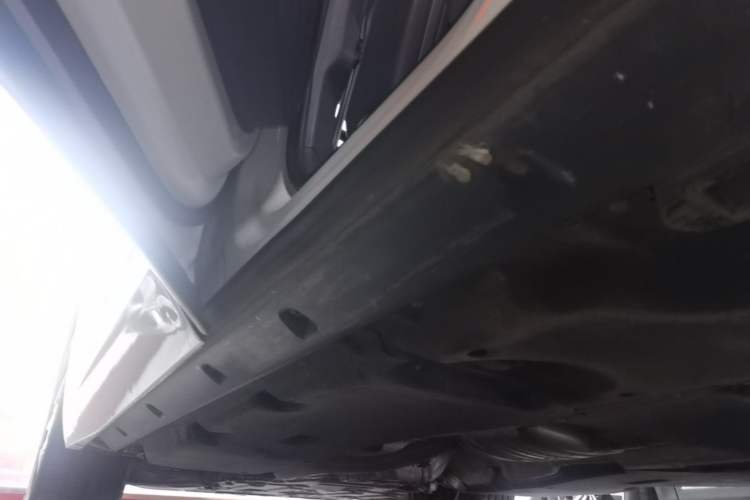 Used Volkswagen Touareg 2021 2.0 TSI RuiShang Edition Left Side Sill