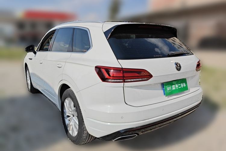 Used Volkswagen Touareg 2021 2.0 TSI RuiShang Edition Rear Left 45 Deg