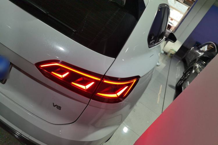 Used Volkswagen Touareg 2021 3.0 TSI Prestige Edition Classic Sport Package Rear Right 45 Deg
