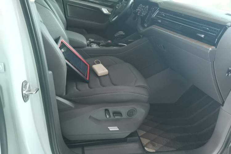 Used Volkswagen Touareg 2021 2.0 TSI RuiShang Edition Right Front Seat