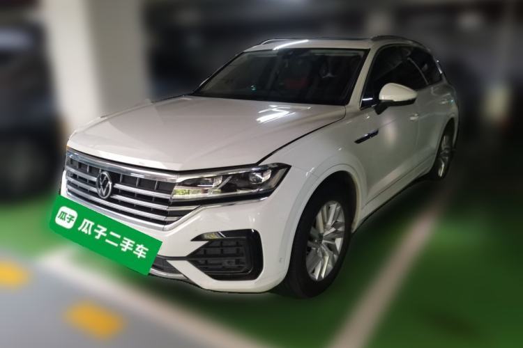 Used Volkswagen Touareg 2021 2.0 TSI RuiShang Edition Guazi used car, China used car export, Used car for sale, Used cars, Cheapest cars for sale