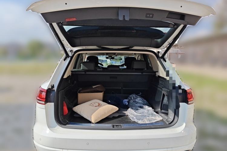 Used Volkswagen Touareg 2021 2.0 TSI RuiShang Edition Trunk