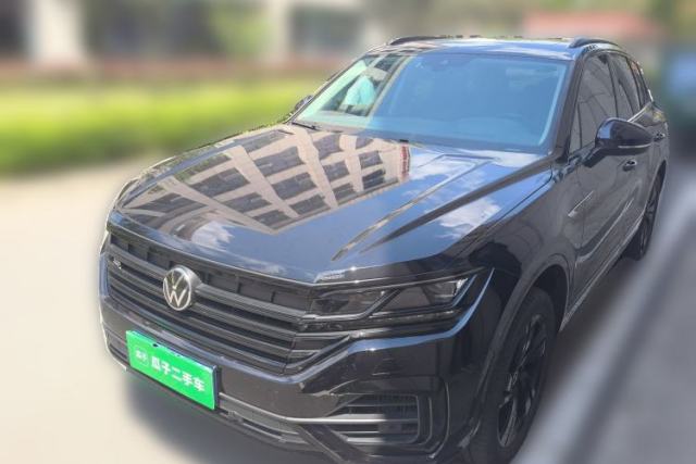 Used Volkswagen Touareg 2022 3.0 TSI Luxury Edition Black Diamond Sport Package