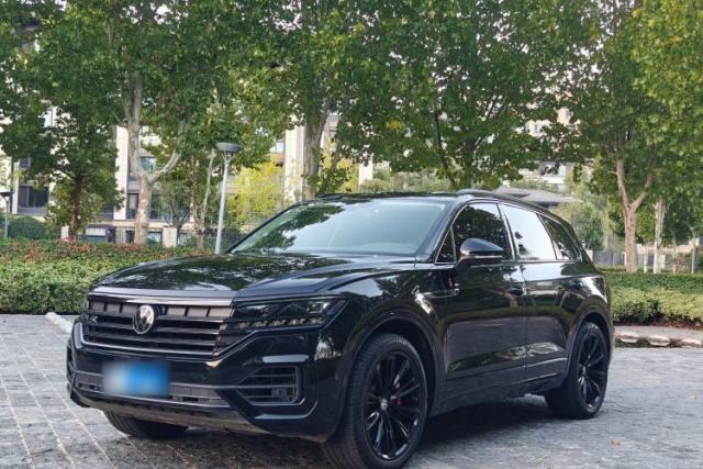Used Volkswagen Touareg 2022 3.0 TSI Luxury Edition Black Diamond Sport Package