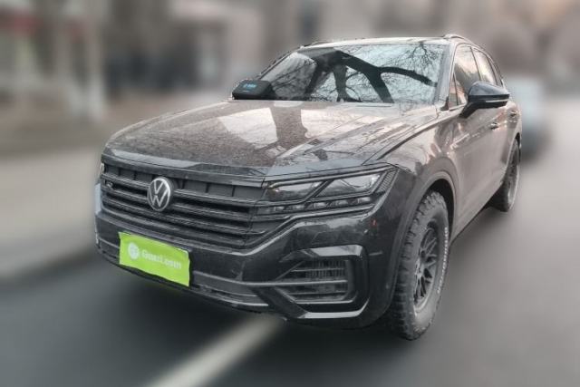 Used Volkswagen Touareg 2022 3.0 TSI Luxury Edition Black Diamond Sport Package