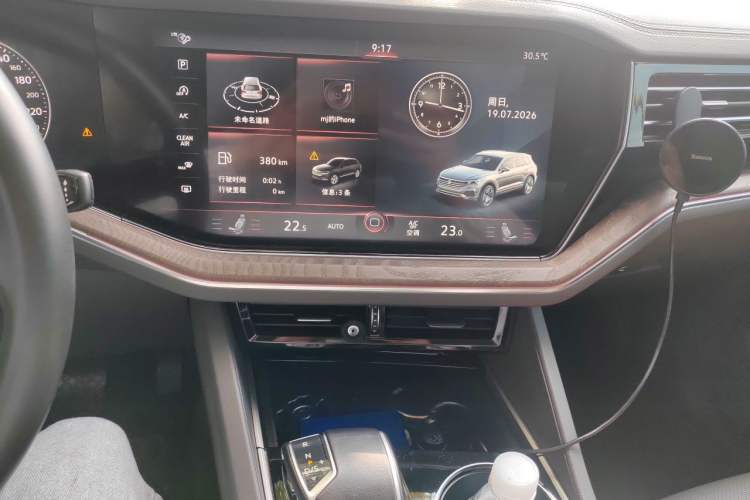 Used Volkswagen Touareg 2022 3.0 TSI Prestige Edition Classic Sport Package Audio And AC Panel