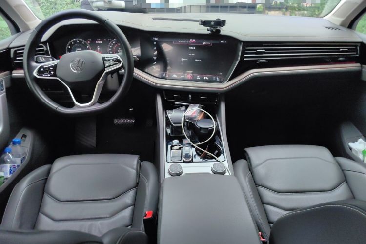 Used Volkswagen Touareg 2022 2.0 TSI RuiShang Edition Center Console