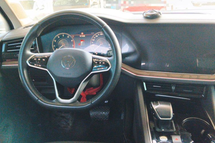 Used Volkswagen Touareg 2022 3.0 TSI Prestige Edition Classic Sport Package Center Console