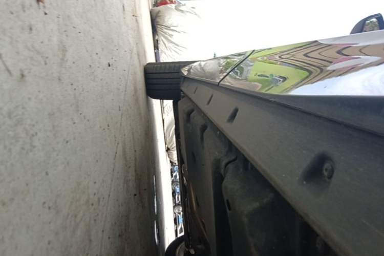 Used Volkswagen Touareg 2022 2.0 TSI RuiShang Edition Chassis Rear Left