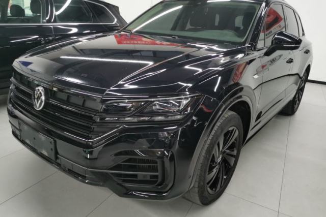 Used Volkswagen Touareg 2022 3.0 TSI Luxury Edition Black Diamond Sport Package