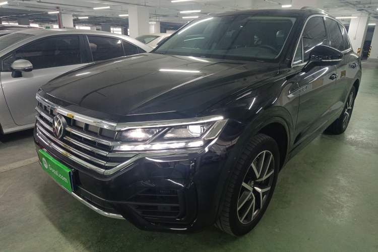 Used Volkswagen Touareg 2022 3.0 TSI Prestige Edition Classic Sport Package Guazi used car, China used car export, Used car for sale, Used  cars, Cheapest cars for sale