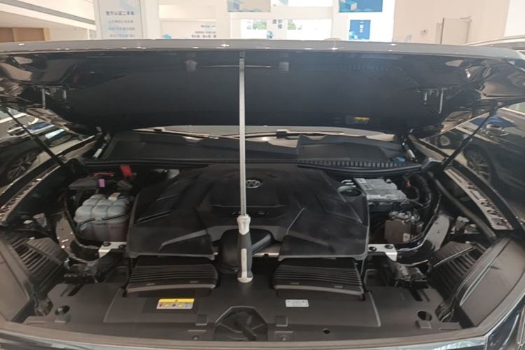 Used Volkswagen Touareg 2022 3.0 TSI Prestige Edition Classic Sport Package Engine Bay