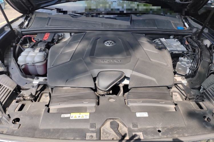 Used Volkswagen Touareg 2022 3.0 TSI Prestige Edition Classic Sport Package Engine Bay