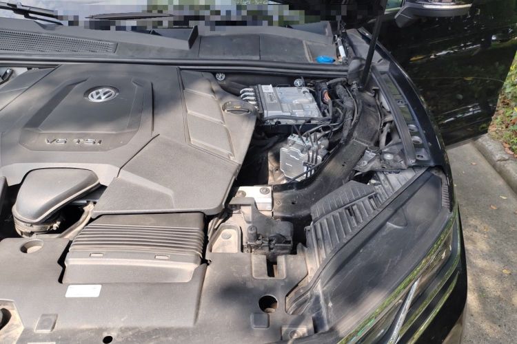 Used Volkswagen Touareg 2022 3.0 TSI Prestige Edition Classic Sport Package Engine Bay Left