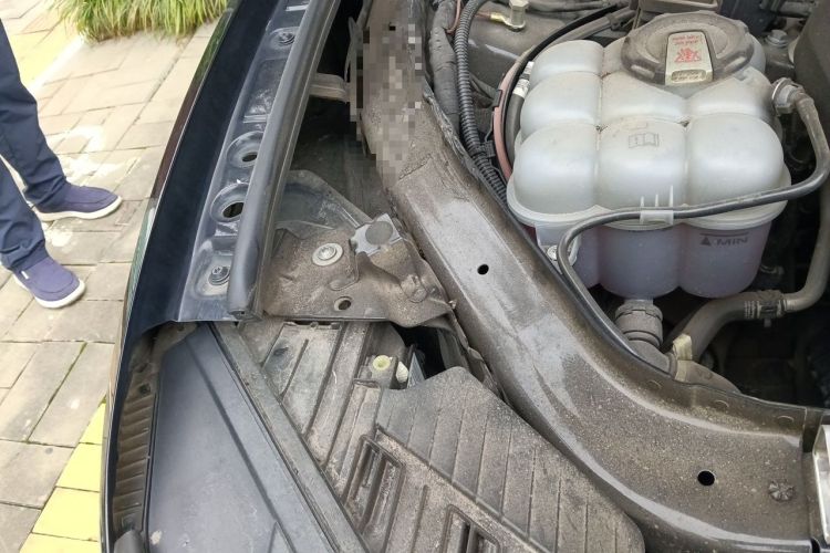 Used Volkswagen Touareg 2022 3.0 TSI Prestige Edition Classic Sport Package Engine Bay Right