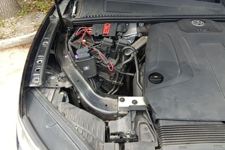 Used Volkswagen Touareg 2022 2.0 TSI RuiShang Edition Engine Bay Right