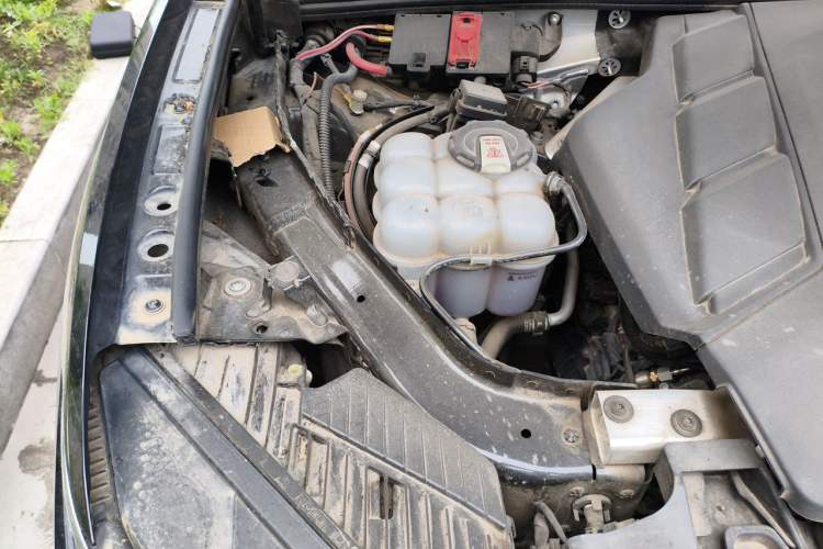 Used Volkswagen Touareg 2022 3.0 TSI Prestige Edition Classic Sport Package Engine Bay Right