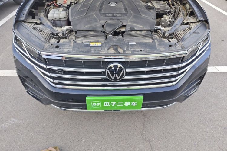 Used Volkswagen Touareg 2022 3.0 TSI Prestige Edition Classic Sport Package Engine Bay