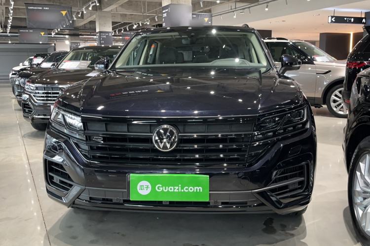 Used Volkswagen Touareg 2022 3.0 TSI Luxury Edition Black Diamond Sport Package Exterior 1