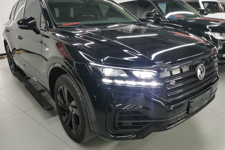 Used Volkswagen Touareg 2022 3.0 TSI Luxury Edition Black Diamond Sport Package Exterior 1