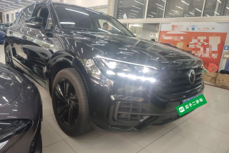 Used Volkswagen Touareg 2022 3.0 TSI Luxury Edition Black Diamond Sport Package Exterior 1