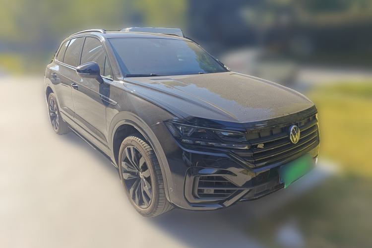 Used Volkswagen Touareg 2022 3.0 TSI Prestige Edition Exterior 2