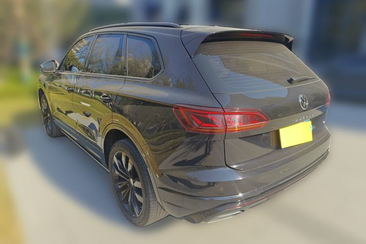 Used Volkswagen Touareg 2022 3.0 TSI Prestige Edition Exterior 3