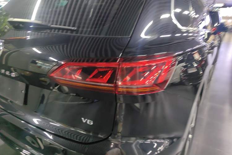 Used Volkswagen Touareg 2022 3.0 TSI Prestige Edition Classic Sport Package Exterior 3