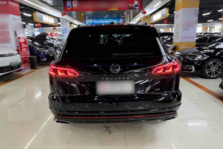Used Volkswagen Touareg 2022 3.0 TSI Luxury Edition Black Diamond Sport Package Exterior 4